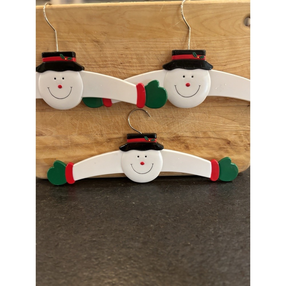 Christmas Hangers Snowmen Metal Swivel Hook Strong Lightweight
